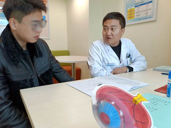 300度近視拖到900度近視，近視手術(shù)是什么感受？